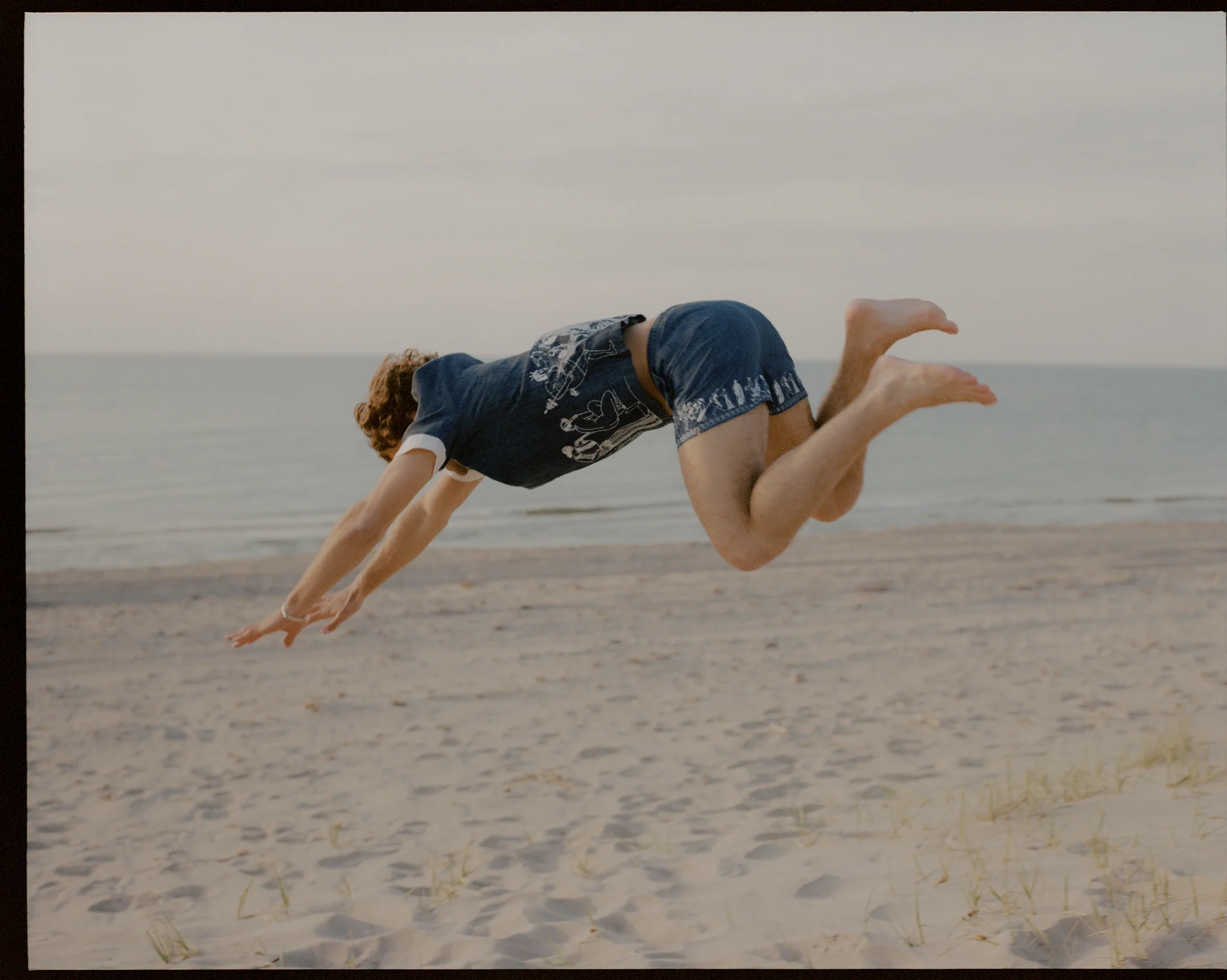 'Bacchanal!' Cabana - Image 8