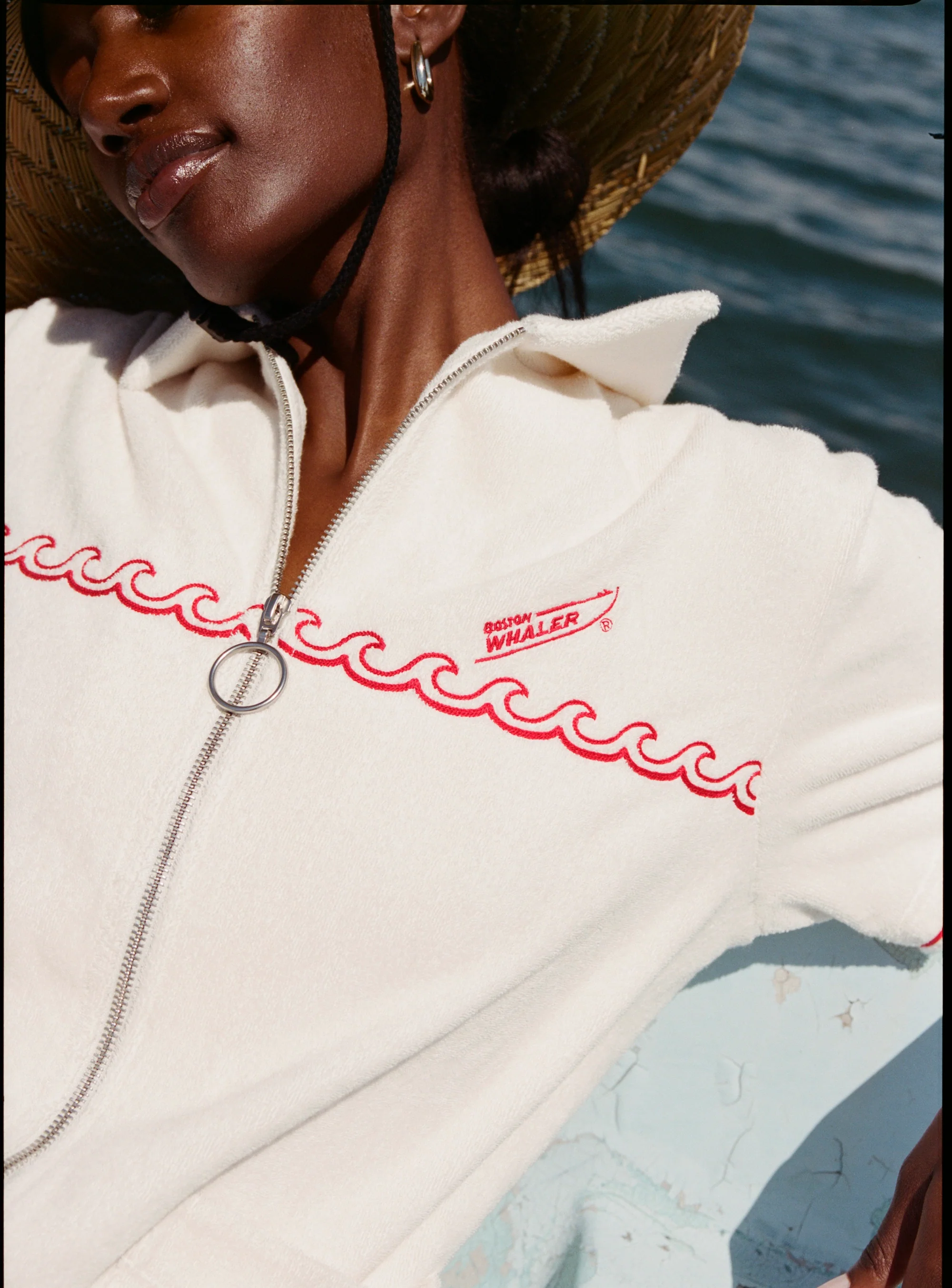 'Boston Whaler' Cabana (White) - Image 7