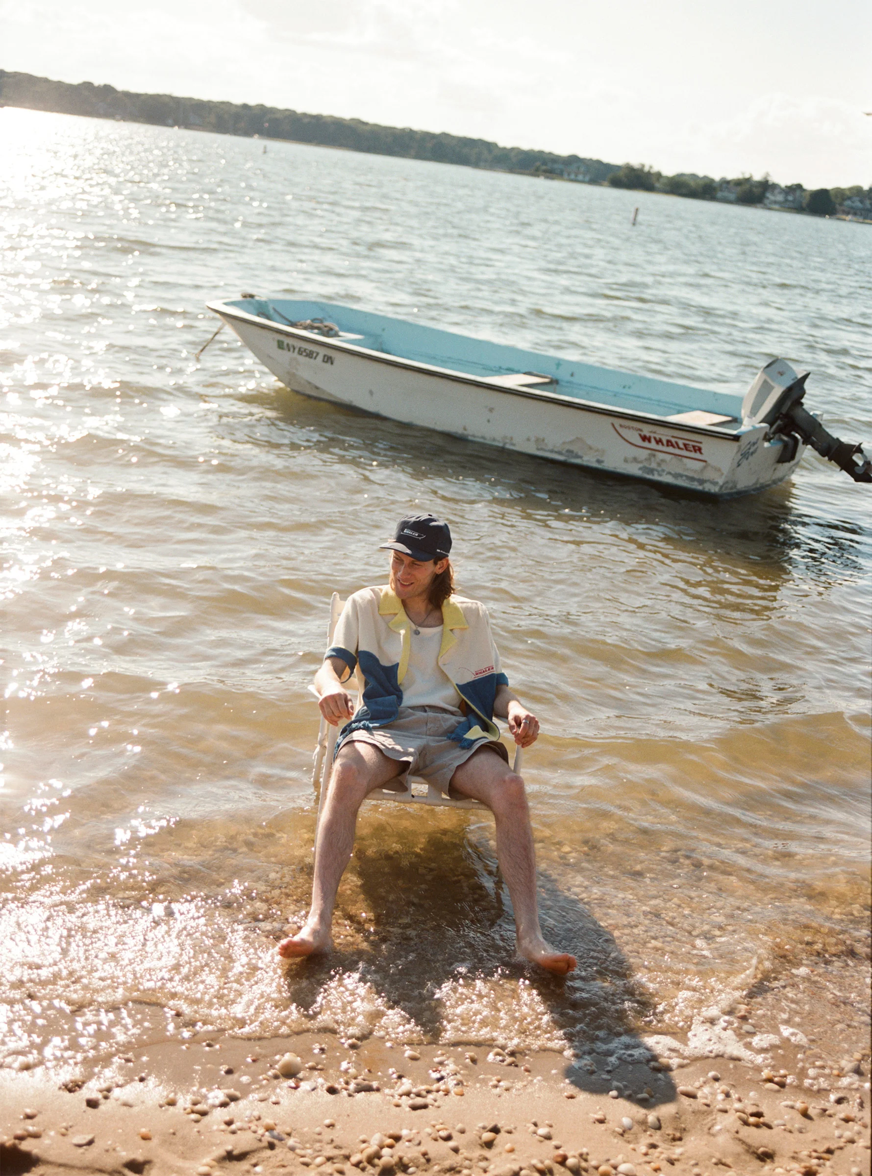 'Boston Whaler' No Nibbles Cabana - Image 7