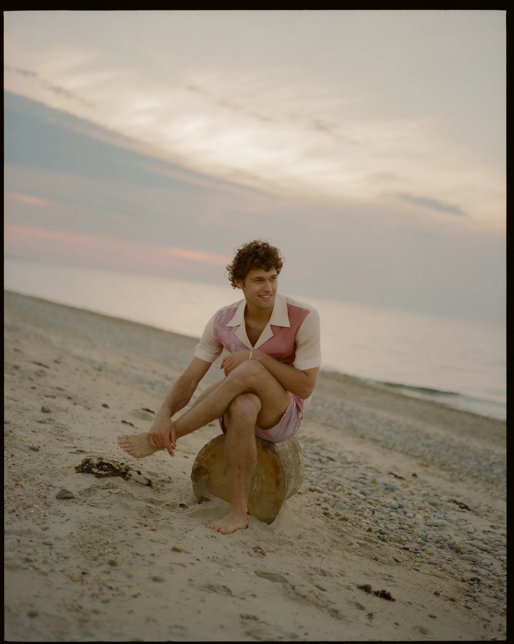 'Lay Lines' Cabana x Hôtel Magique - Image 8
