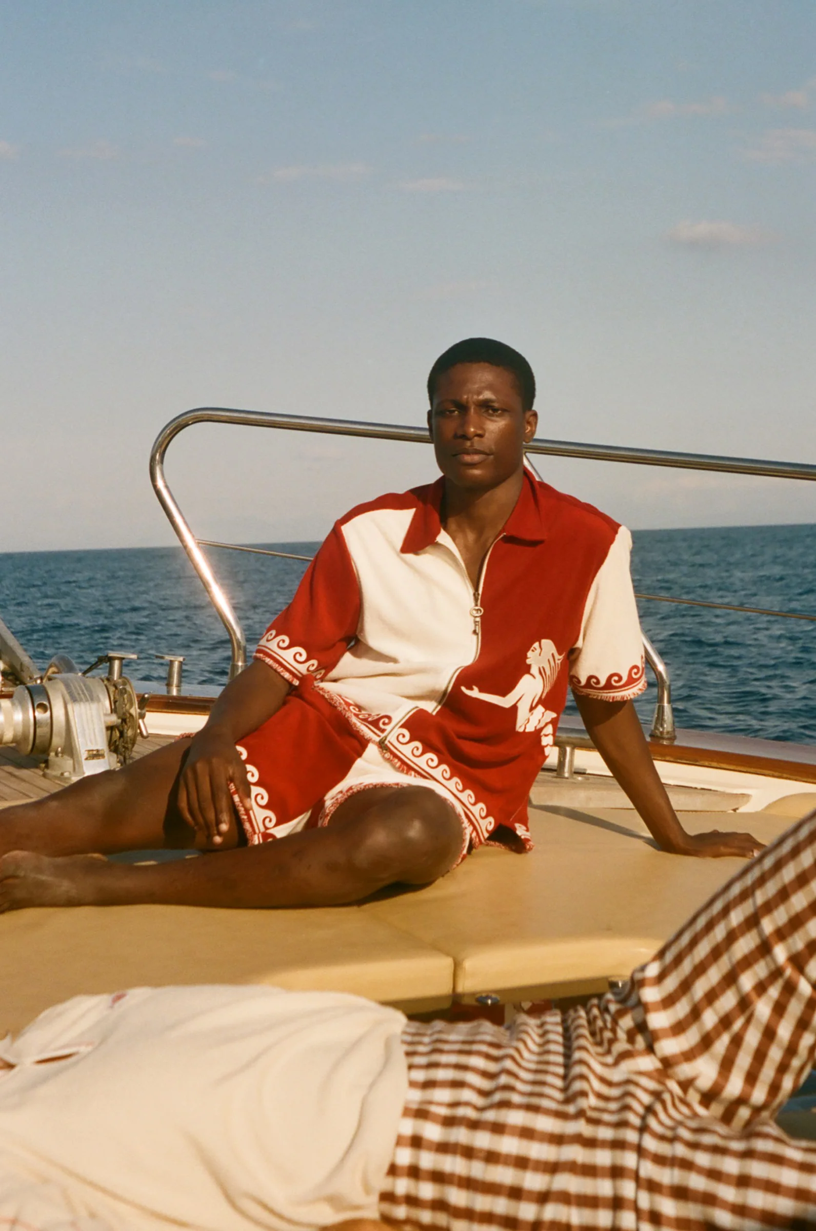 'Le Sirenuse' Late Checkout Cabana (Red) - Image 2