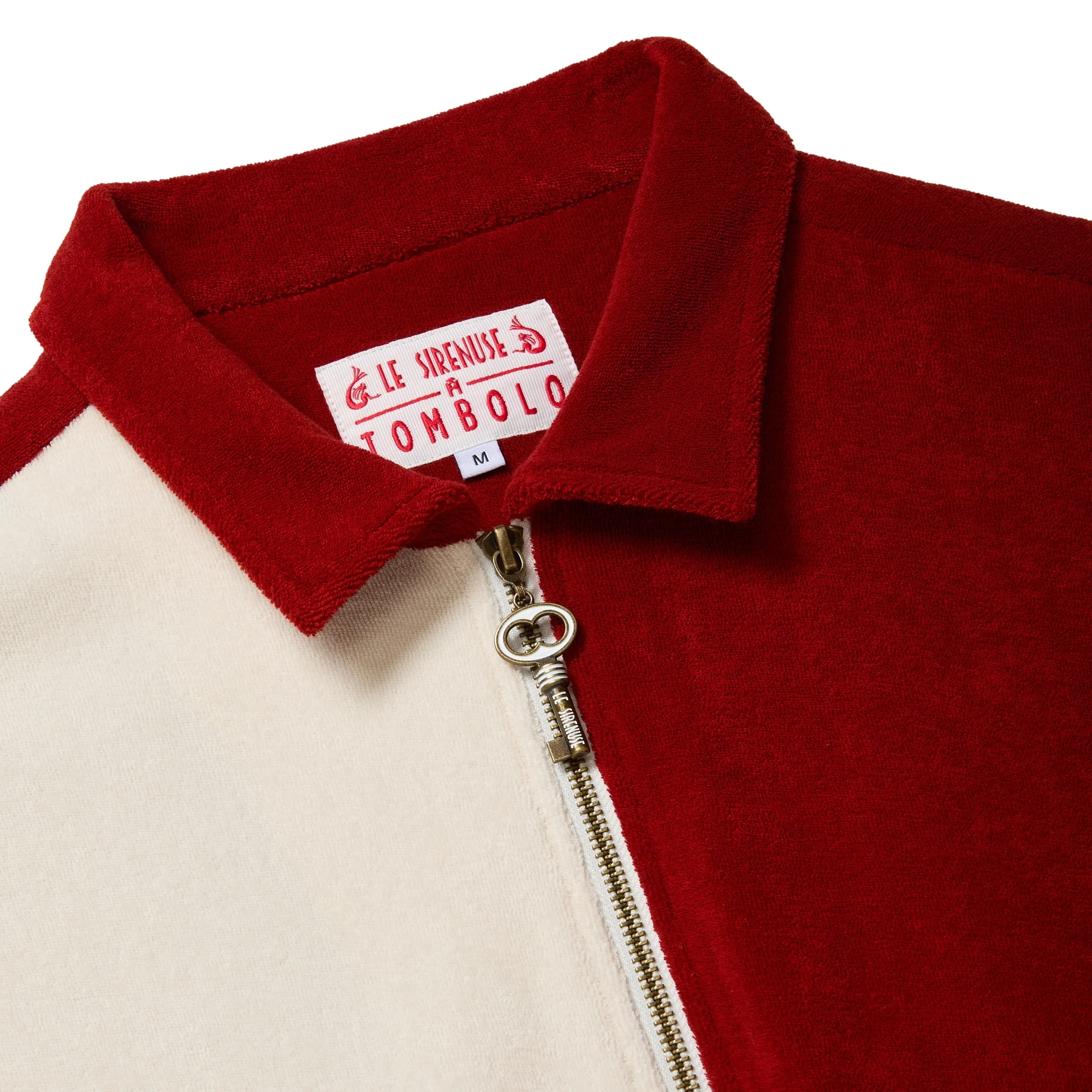 'Le Sirenuse' Late Checkout Cabana (Red) - Image 7