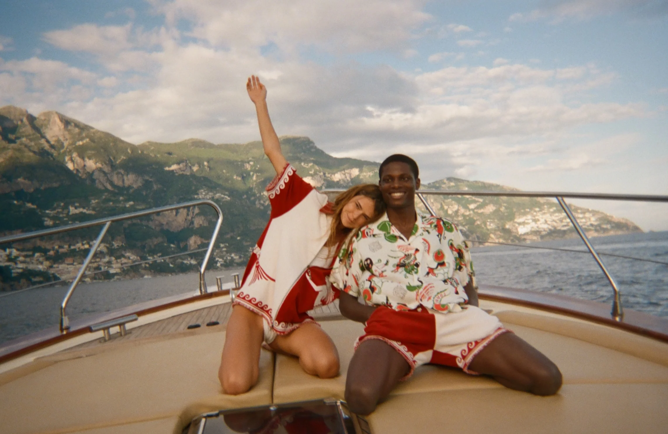 'Le Sirenuse' Late Checkout Cabana (Red) - Image 10