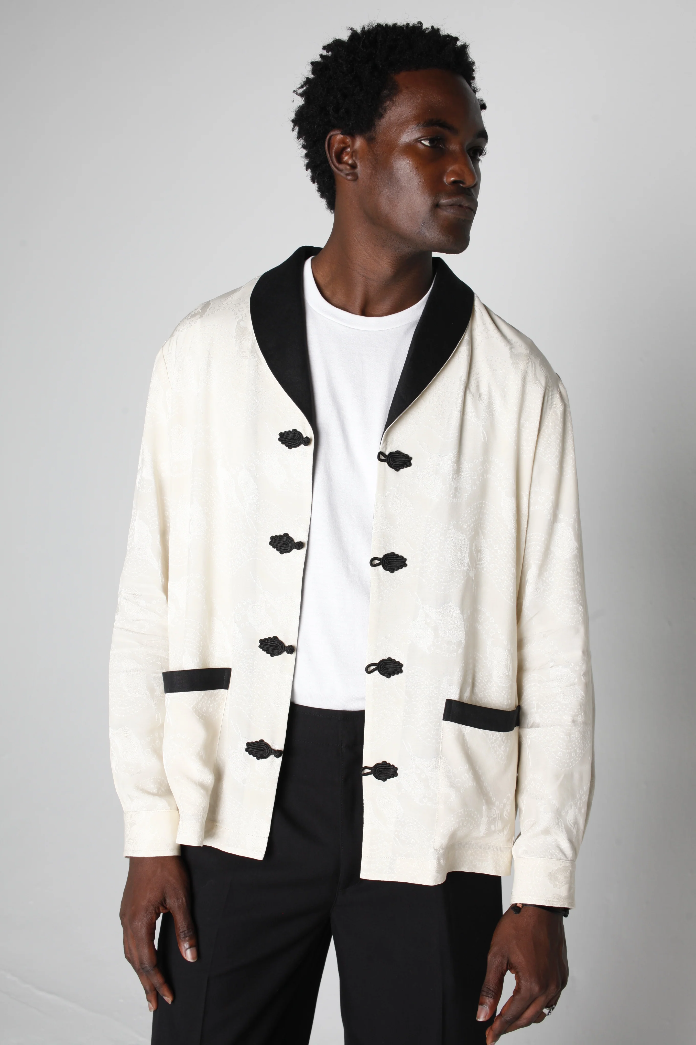 'The No Smoking Jacket' - Image 7