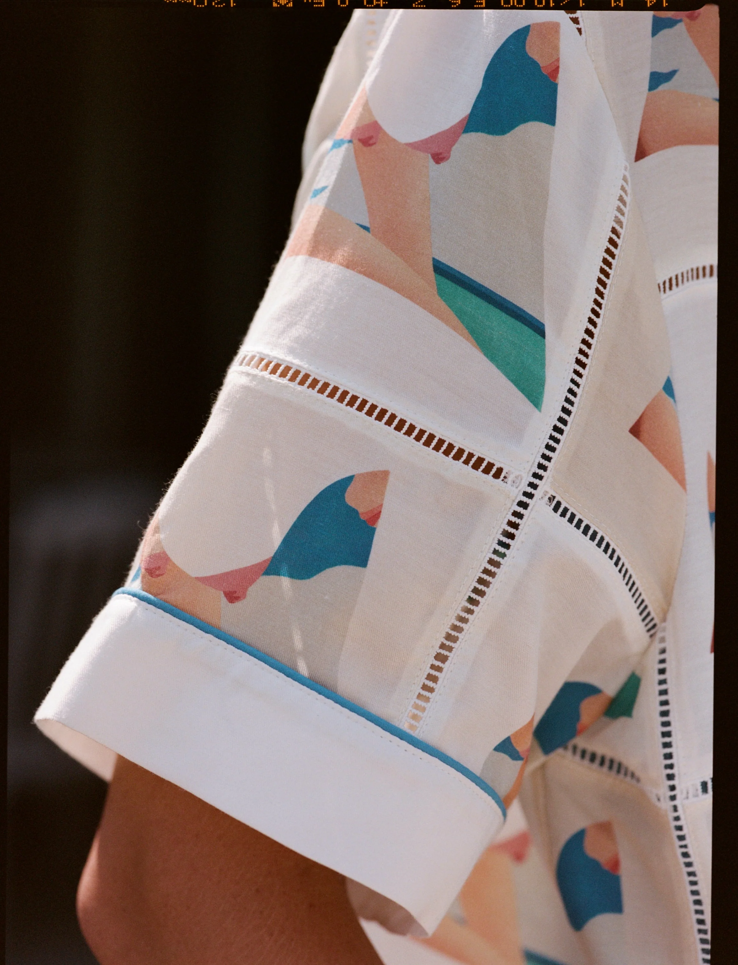 ‘Tom Wesselmann - Seascape Drop-Out’ Patchwork (Silk & Cotton Twill) - Image 3