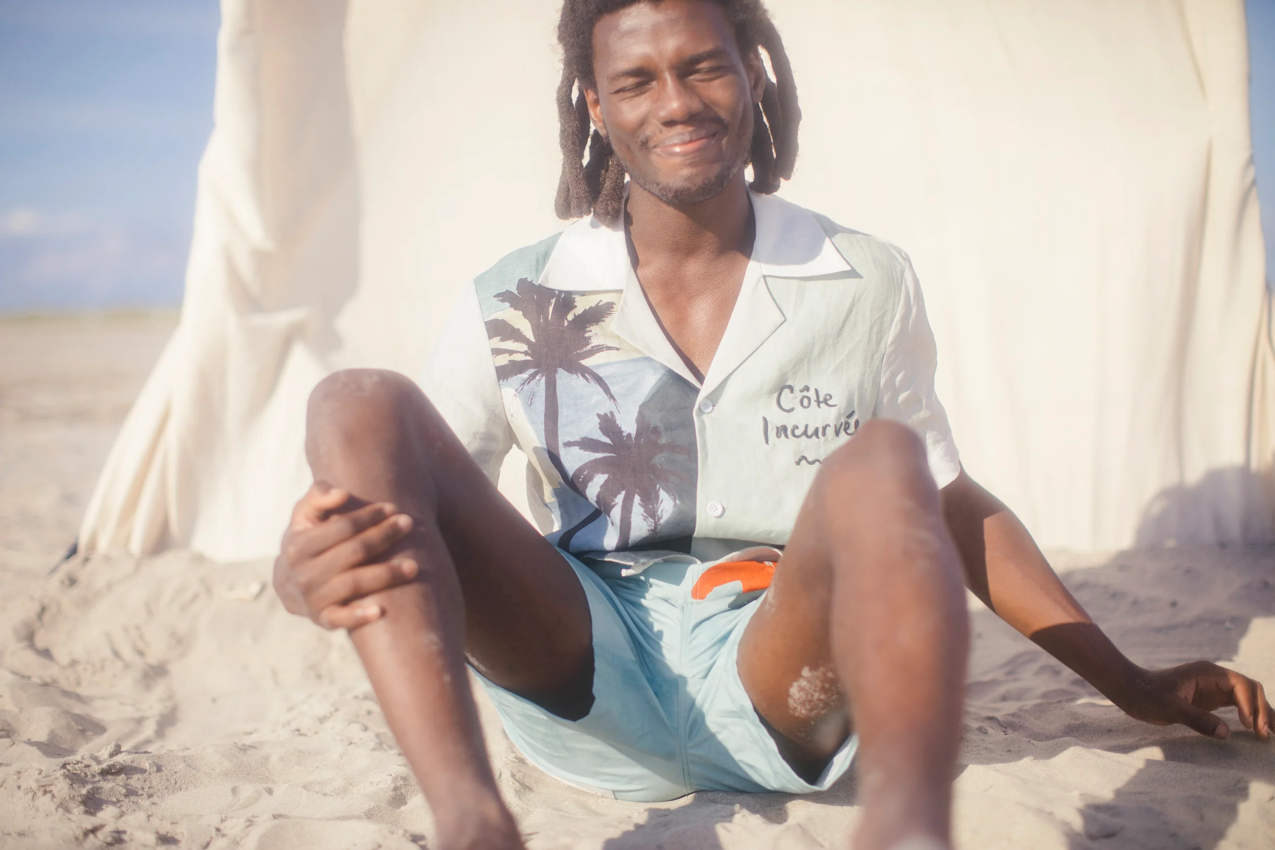 'Coast Lines' Cabana x Hôtel Magique - Image 7