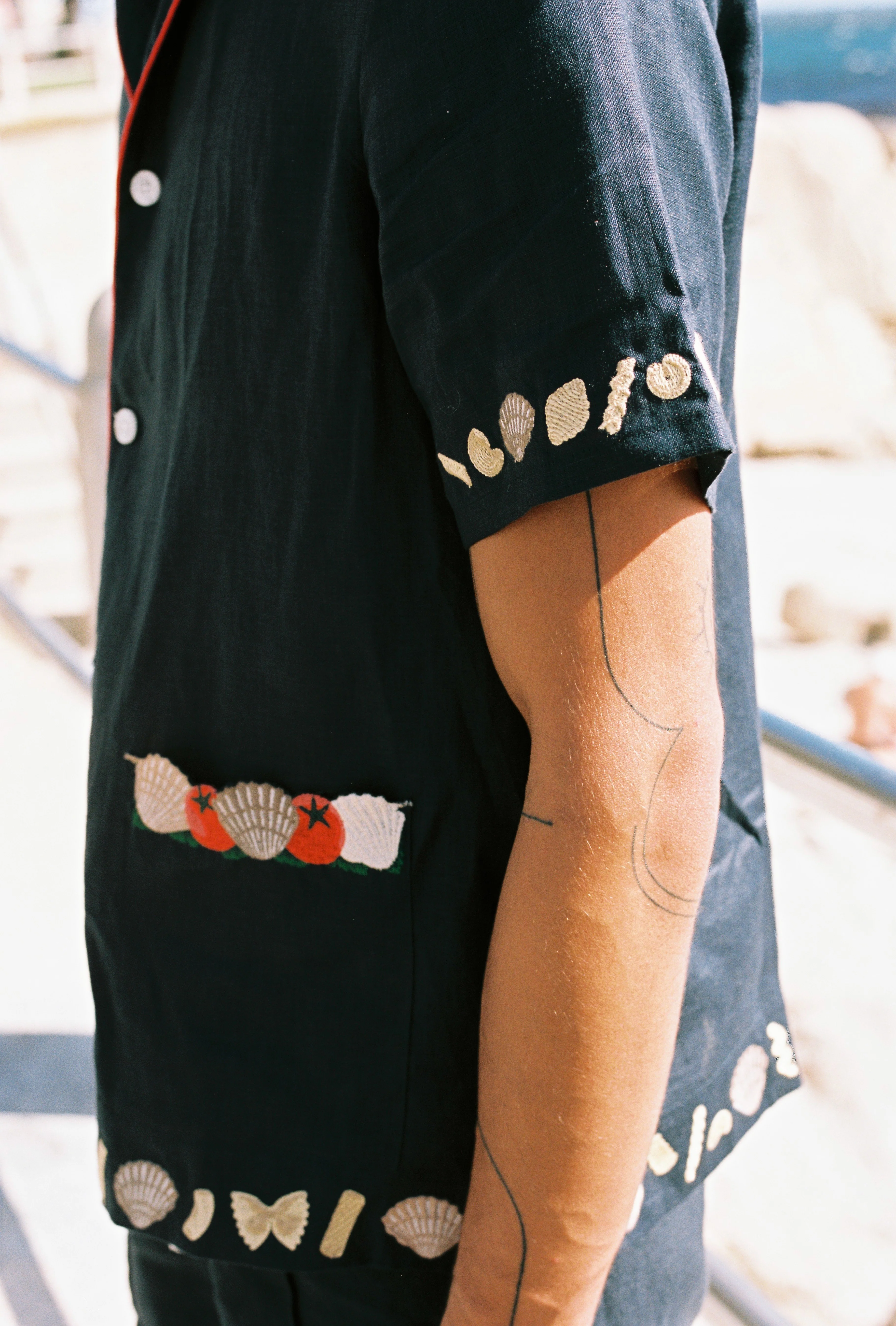 'Vongole!' Cabana (Navy) - Image 13